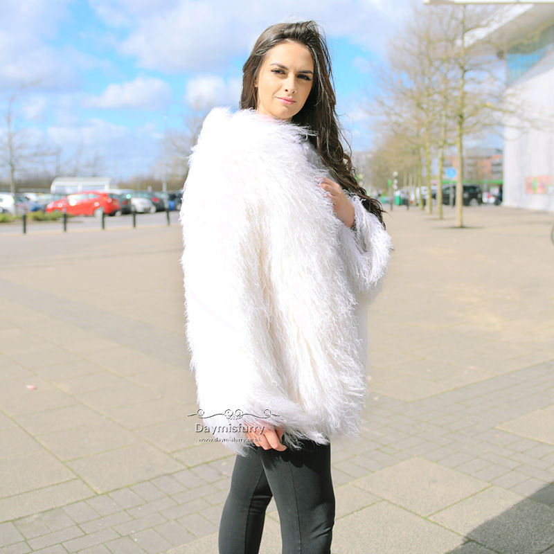 Thumbnail: Mogolian Lamb Fur  Coat in White
