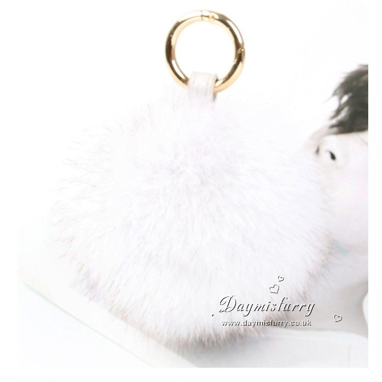 Thumbnail: Fox Fur Pom Pom Bag Charm / Fox Fur Ball - White