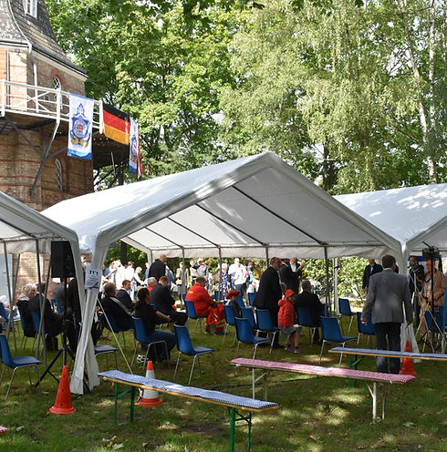Friesen_Festakt_29-08-20_110729_E_edited