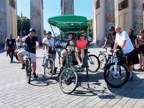 Travelling in Berlin with a group, a multi-generational family, a group of friends, or colleagues