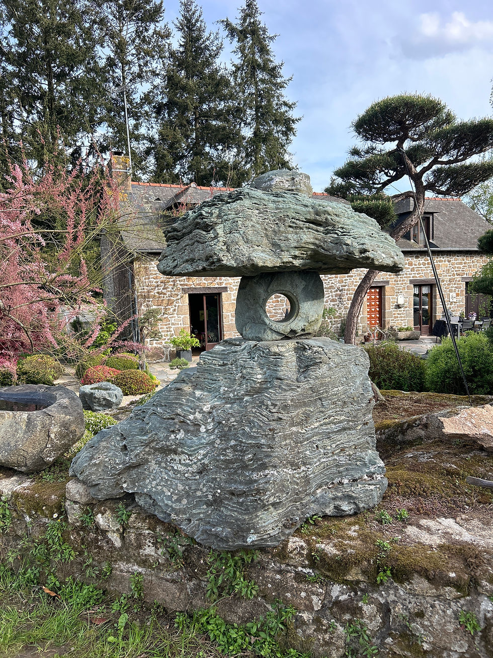 Miniature : Lanterne yama doro en pierre de Shikoku