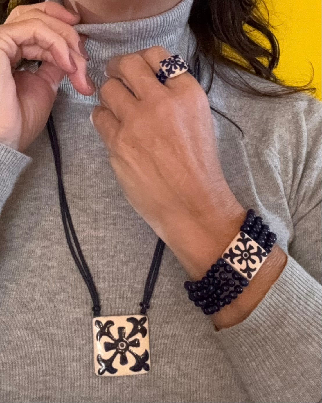 Pulseira 4 voltas azulejos.