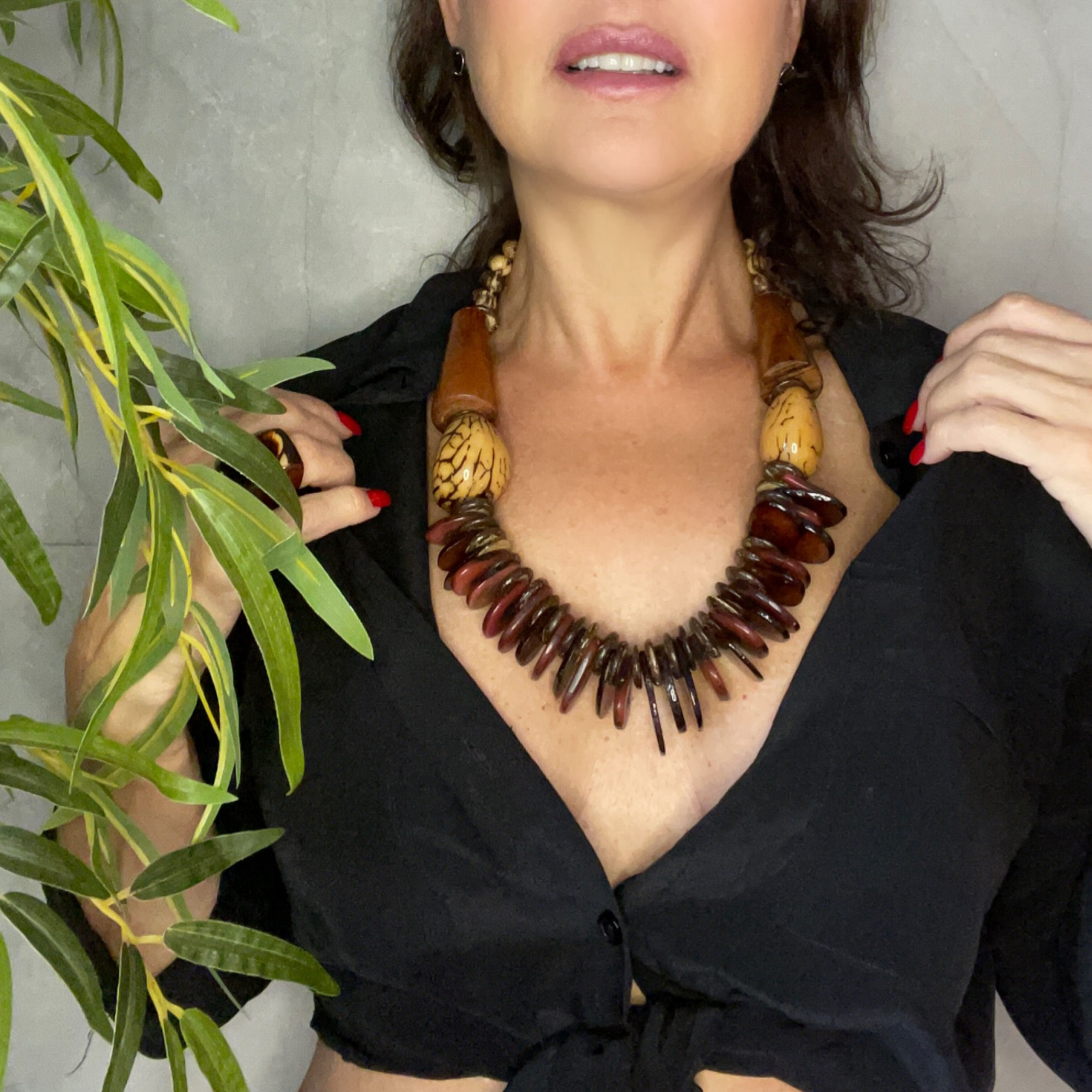 Colar jarinas fatiadas vinho.