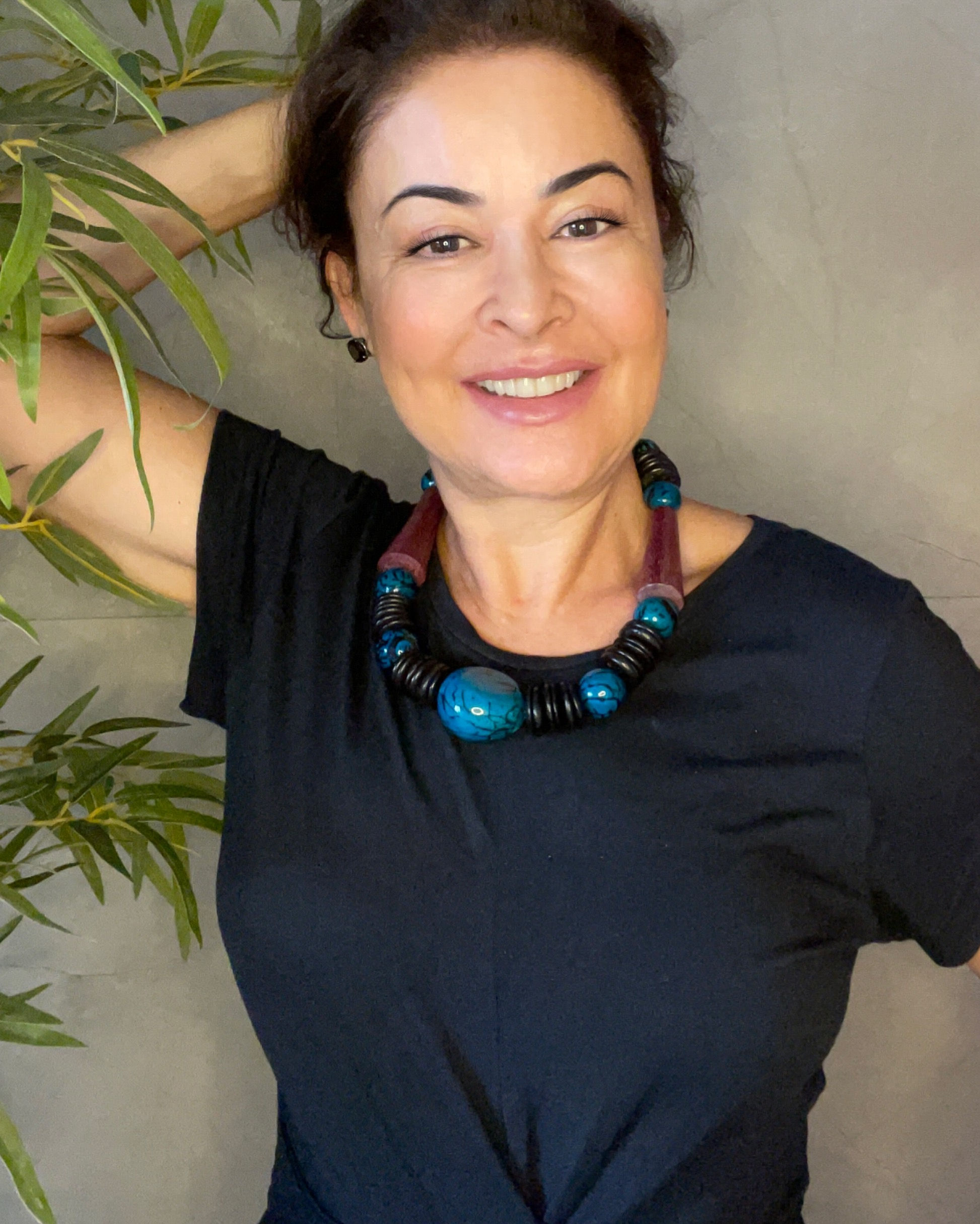 Colar jarina e sementes de paxiuba turquesa.