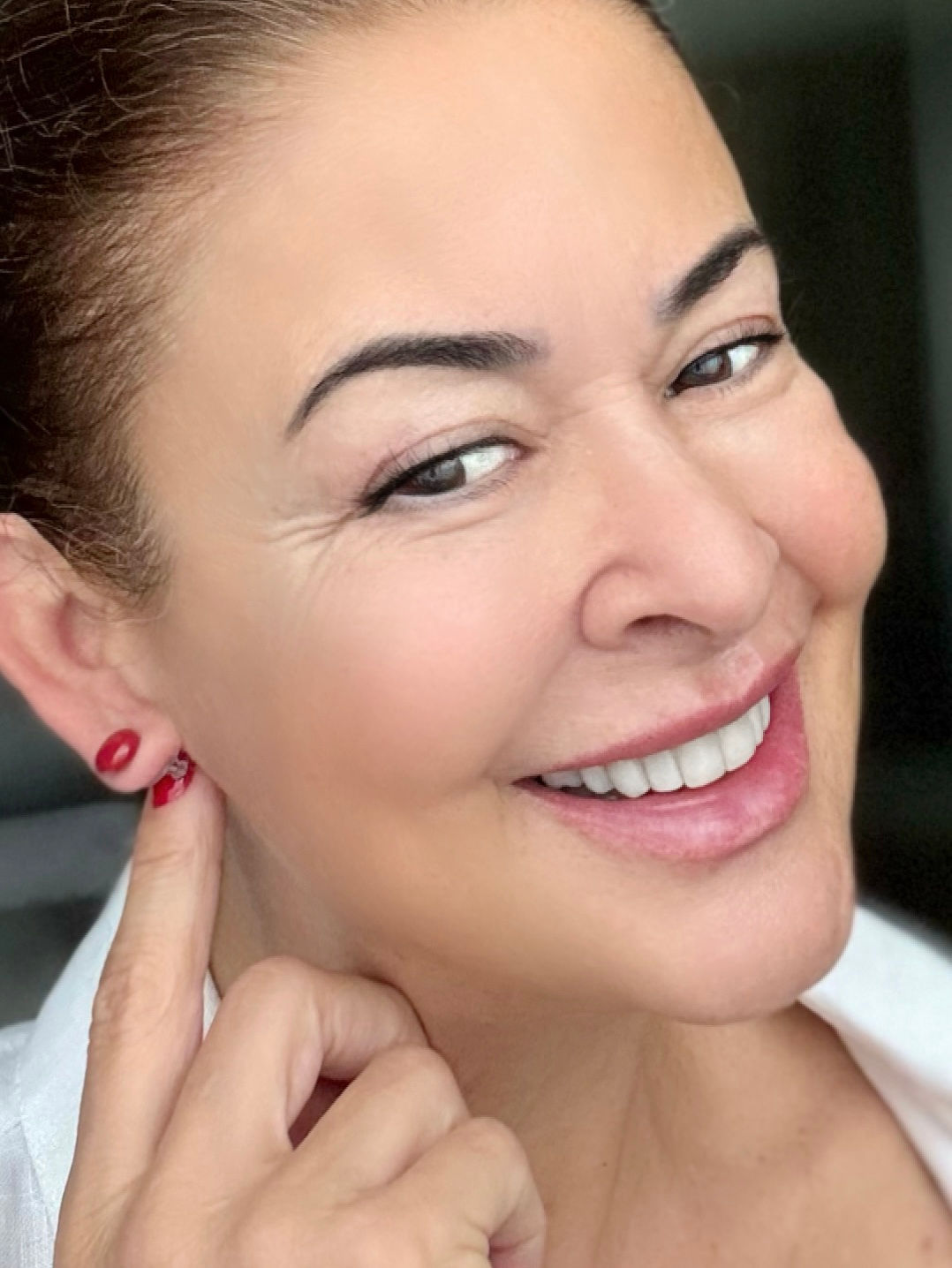 Brincos bolinha vermelho PP.