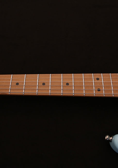 JET JS-300 - Baby Blue Modded mit Fender Noiseless Pickups und Fender Tremolo Detailbild
