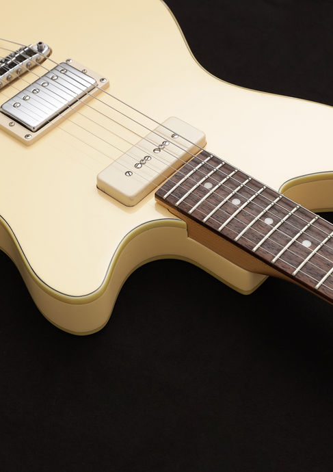 Ibanez CMM1-IV Chris Miller Signature Ivory 2013 Detailbild