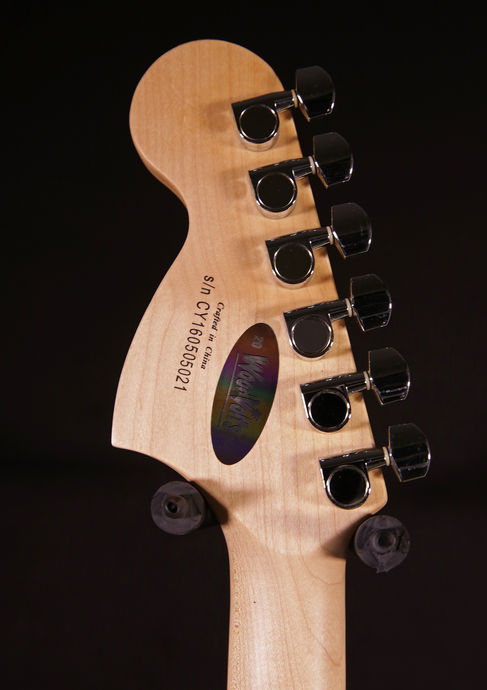 Squier (Fender) Bullet Stratocaster Silber Black 2016 Detailbild