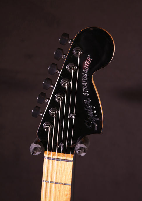 Squier FSR Contemporary Stratocaster Daphne Blue 2022 Detailbild