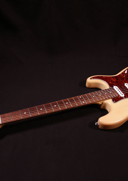 Squier (Fender) Stratocaster Deluxe Amber 2005 Detailbild