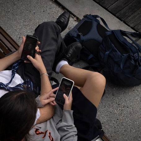 Australia Plans to Bar Young Children From Social Media