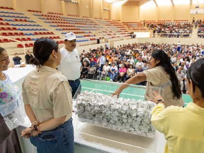 Gobierno de Playa del Carmen se suma al sorteo de 1,315 viviendas del bienestar que prioriza las mujeres jefas de familia, personas adultas y familias jóvenes