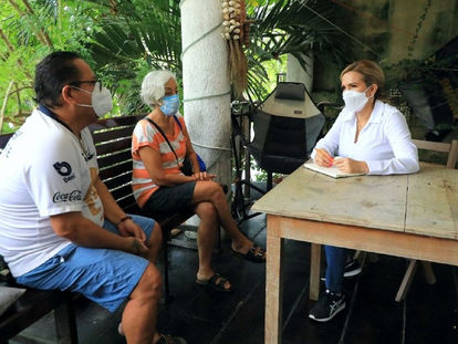 Presidenta Municipal Lili Campos inicia su programa "casa por casa"