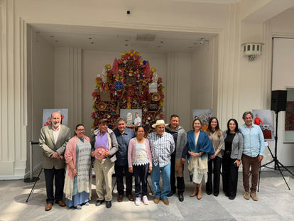 Grupo Xcaret presenta el libro de Feria Xcaret de Arte Popular Mexicano 2025 y una muestra fotográfica de las piezas ganadoras de las dos ediciones pasadas