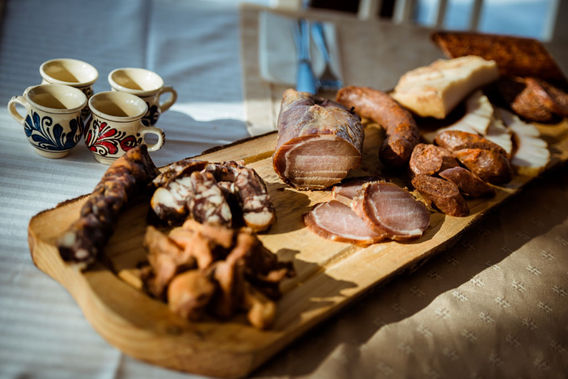 Restaurante-Maramures.jpg