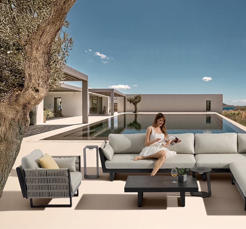 The Right Outdoor Furniture for Coastal Living in Miami