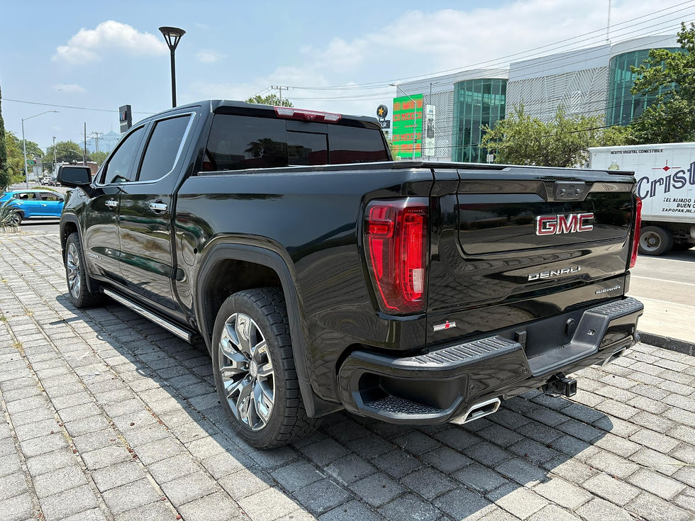 Miniatura: GMC SIERRA DENALI CREW CAB 2023 🏷️MS