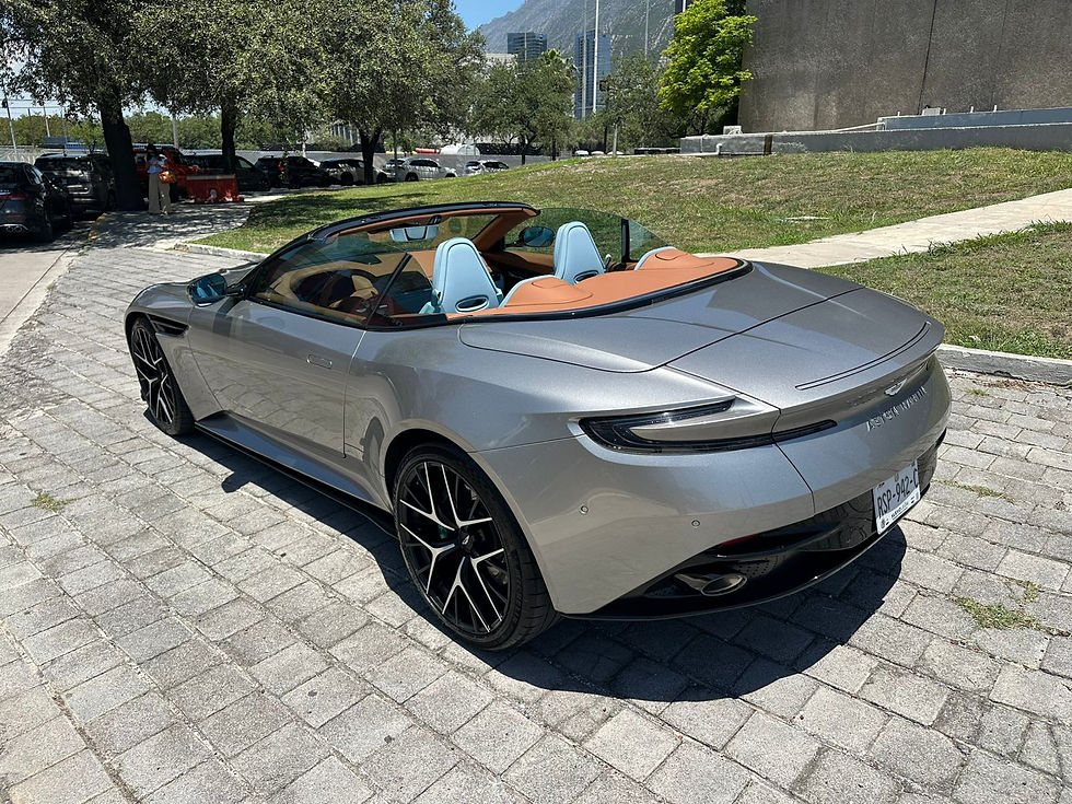 Miniatura: ASTON MARTIN DB12 V8 VOLANTE 2025 🏷️TM