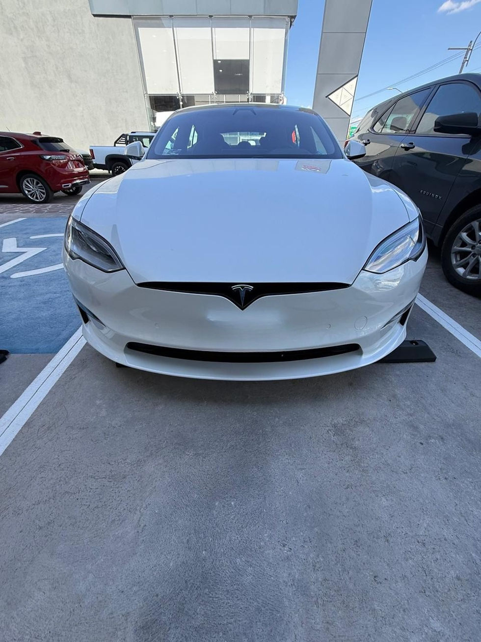 Miniatura: TESLA MODEL S PLAID 2021 🏷️UM