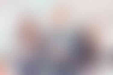 groom applauds at sylen lakes wedding breakfast room