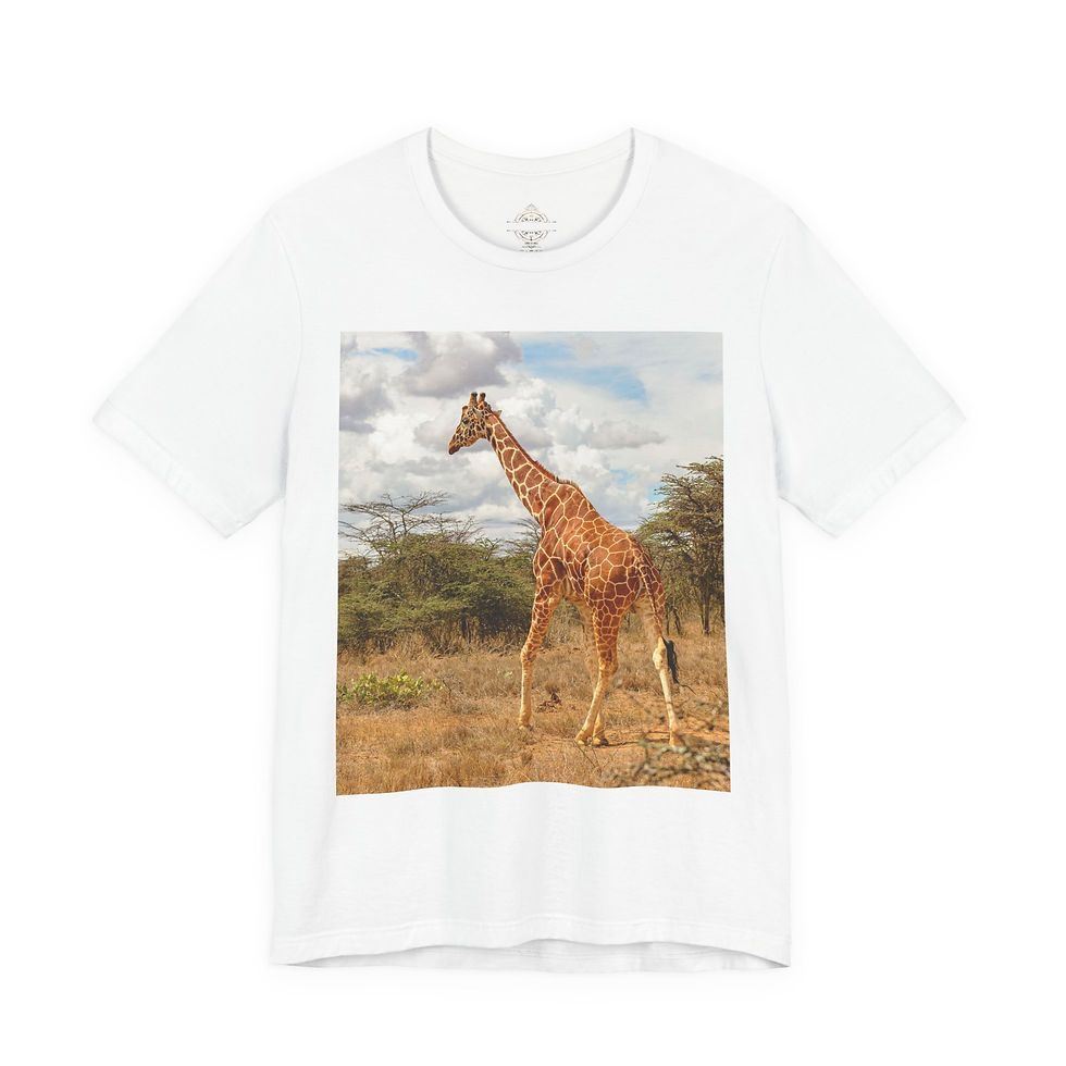 Thumbnail: Giraffe Safari Photo T-Shirt