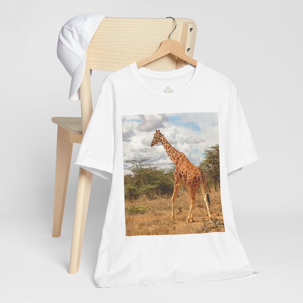 Thumbnail: Giraffe Photo T‑Shirt — Safari Wildlife Graphic Tee