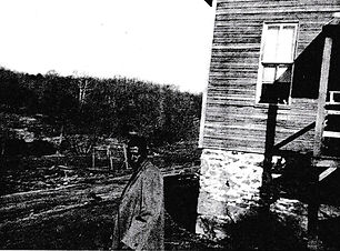 Norris Family Home c 1950s 2_edited.jpg