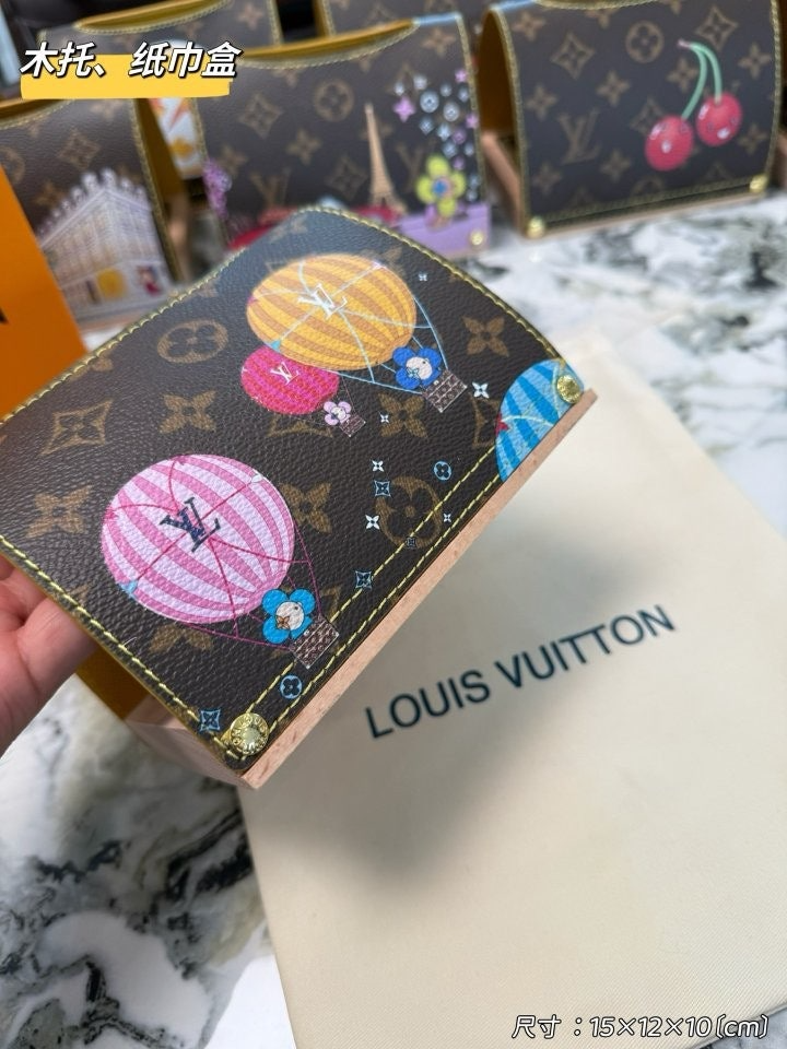 Thumbnail: 루이비통 티슈케이스