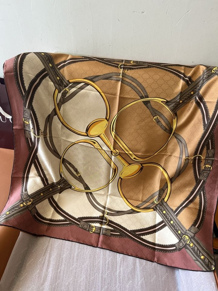 Thumbnail: 구찌 여성 스카프