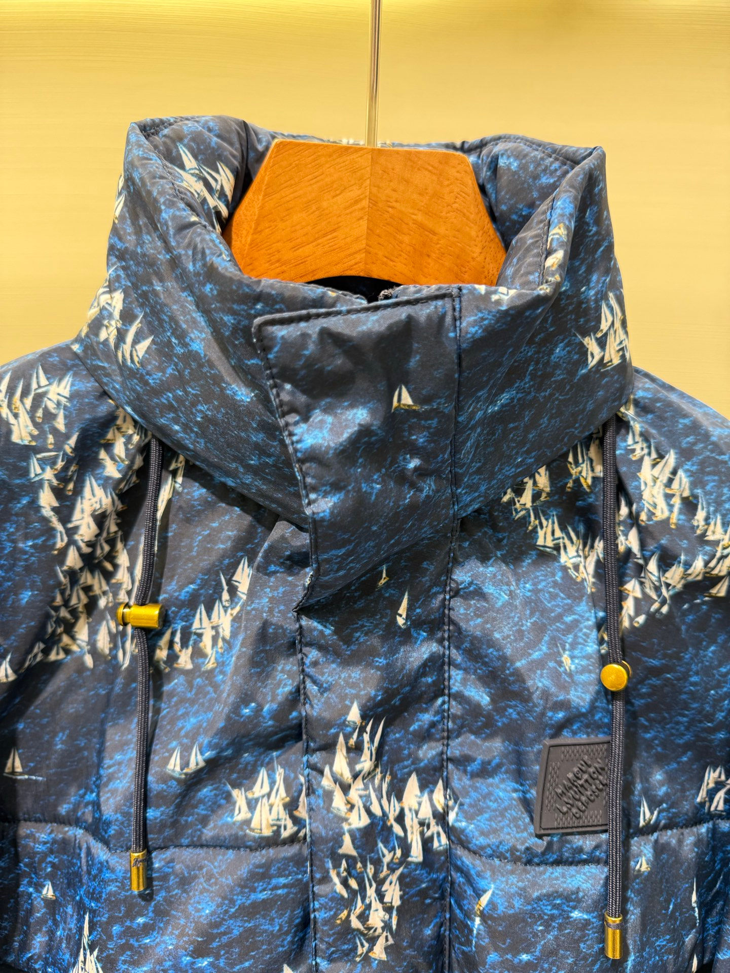 루이비통 남여공용 자켓