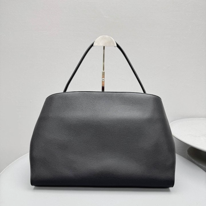 Thumbnail: 페라가모 여성 토드&숄더백