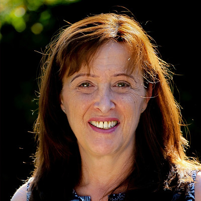 ESP Headshots 100323-2992 (Tina)_edited_edited_edited.jpg