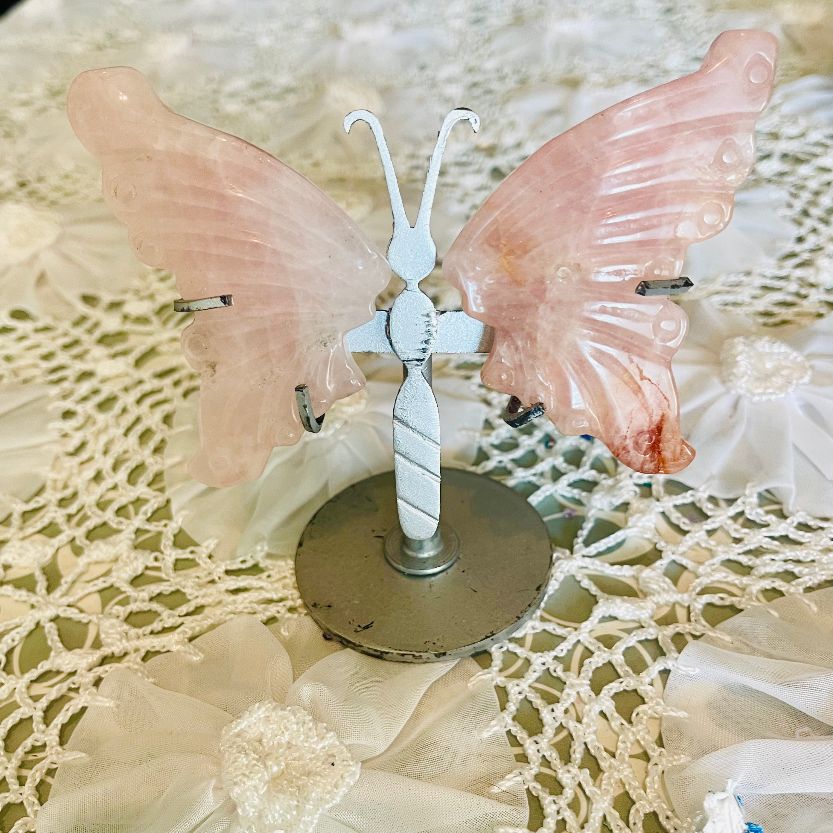 00000691 rose quaetz mini butterfly