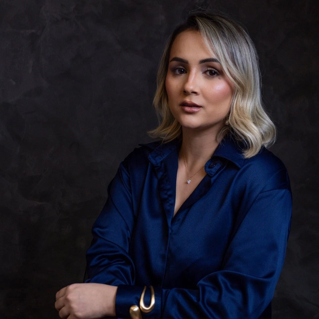 Joice Rocha, cliente da Com Você Scala — retrato profissional em Belém (PA).