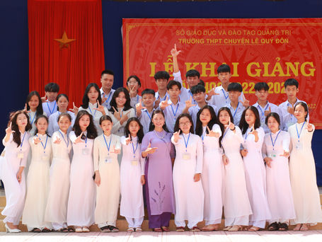 LỚP “XINH” CHÚNG MÌNH