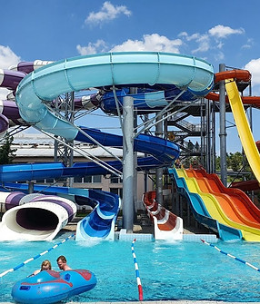 Aquapark Nymphaea Oradea Pensiune Aroma.jpg