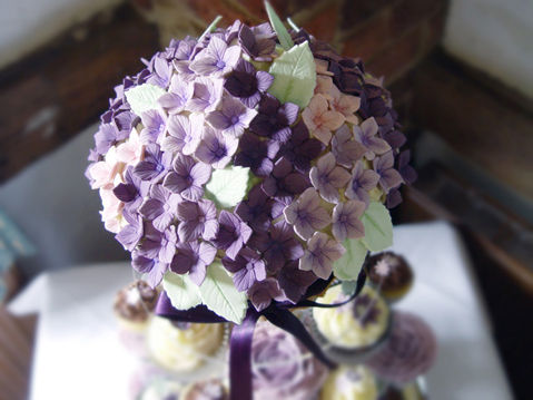 Thumbnail: Giant Vintage Hydrangea Cupcake