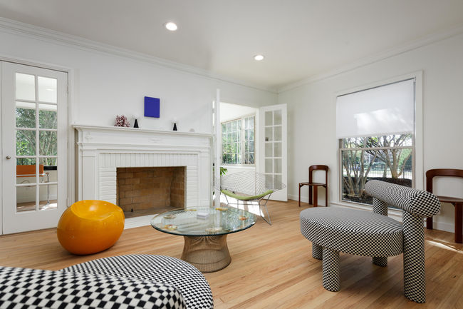 PixelSold_2045_Lauraette_Dr (21 of 39).jpg