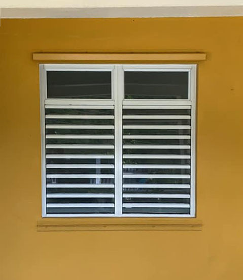 Ventanas Old San Juan de aluminio