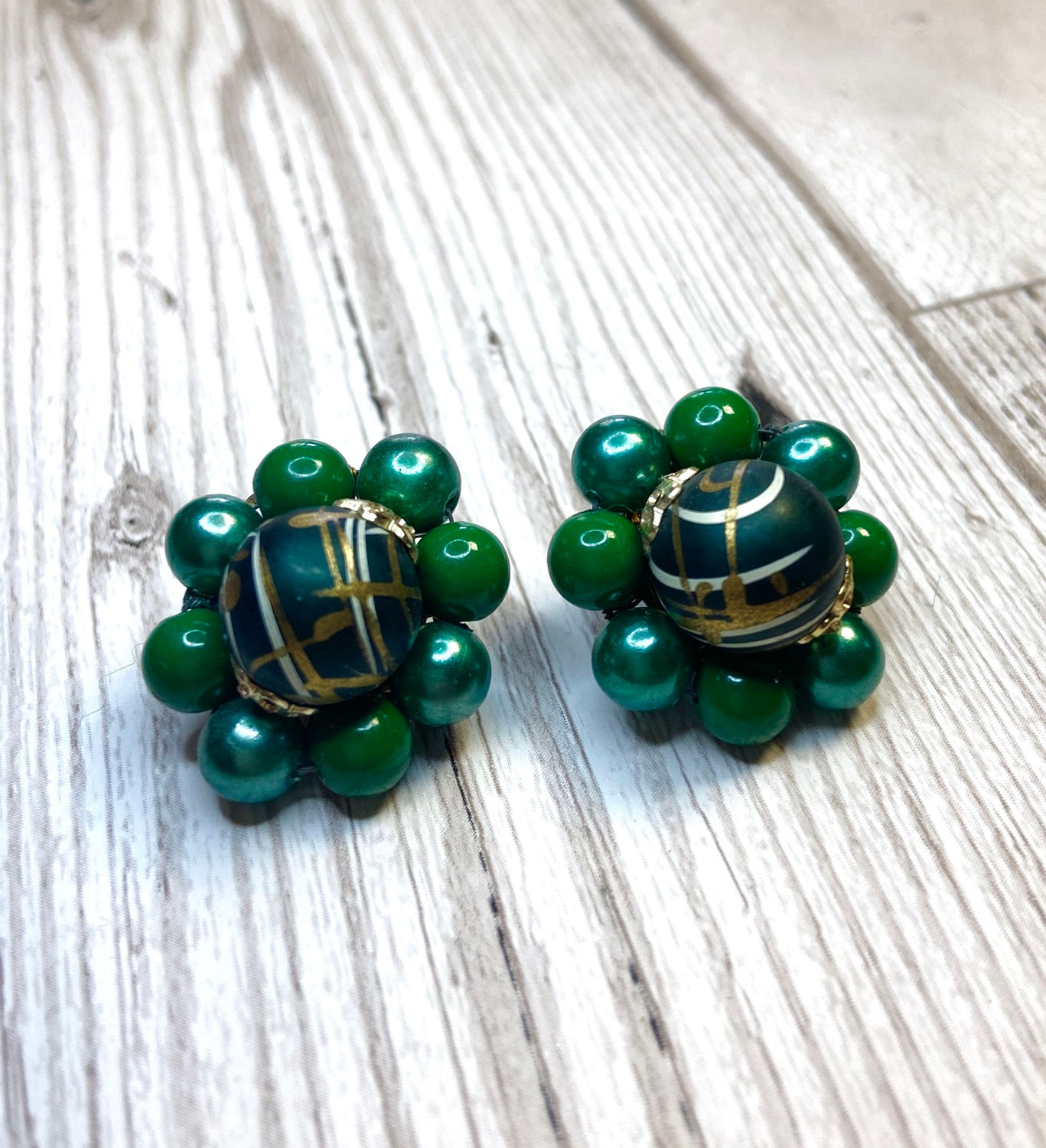 1960s Vintage Green Bead Cluster Earrings