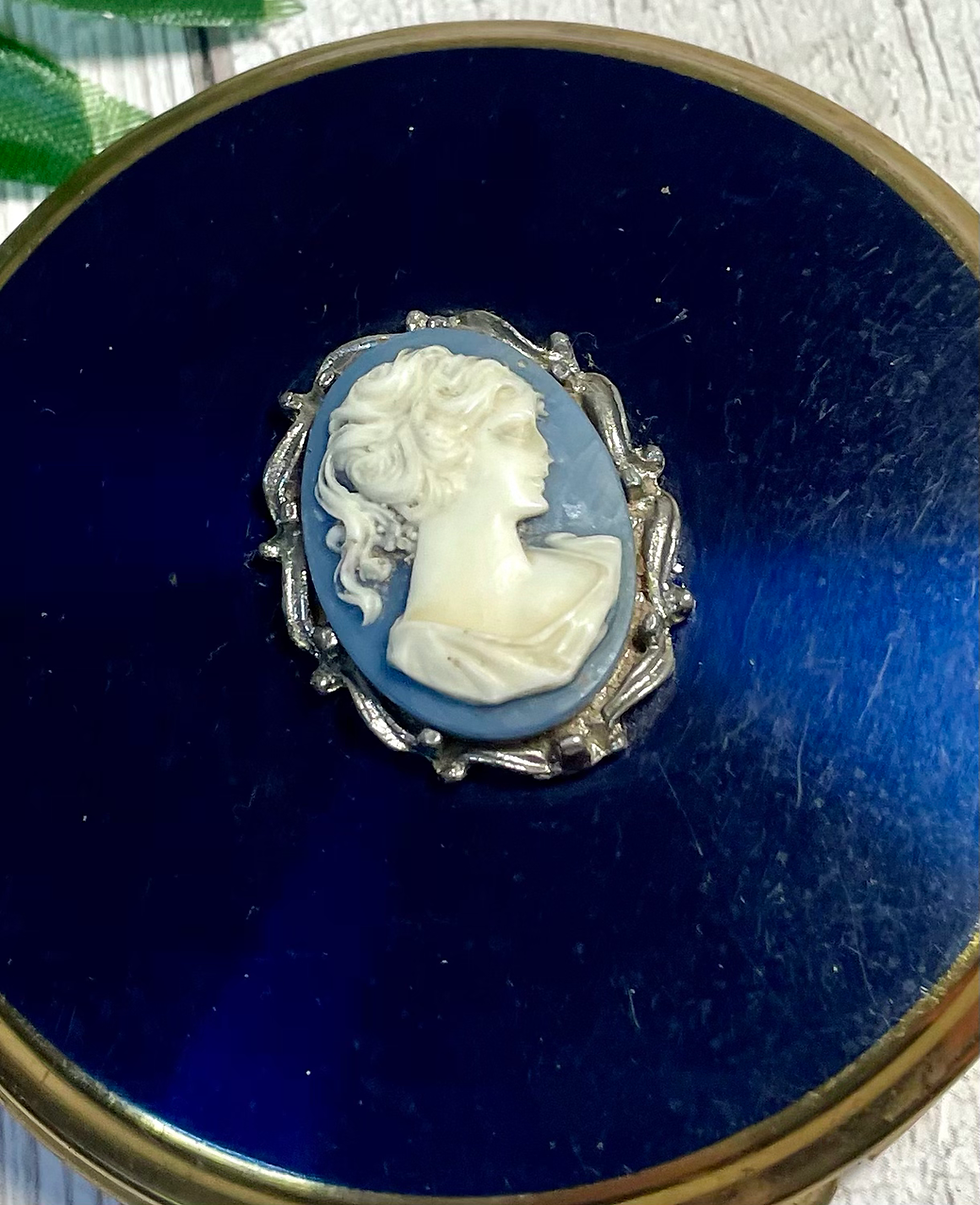 Thumbnail: Vintage Blue Enamel Cameo Compact