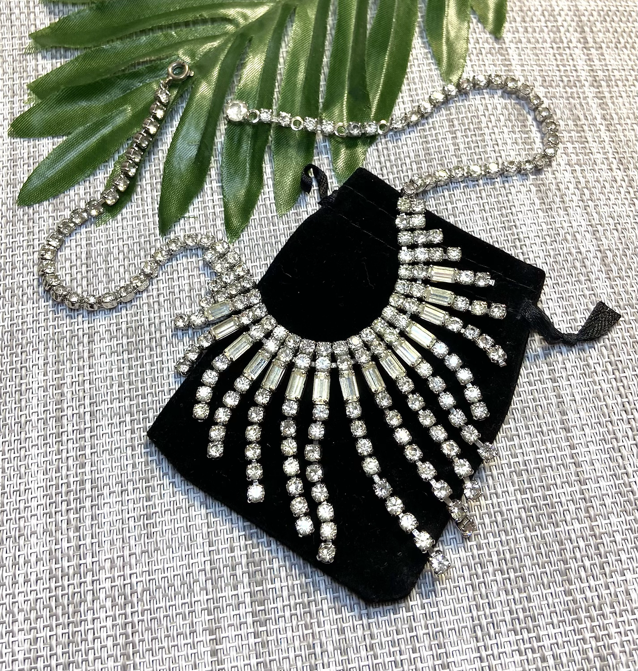Stunning 1950s Vintage Diamanté Drop Necklace