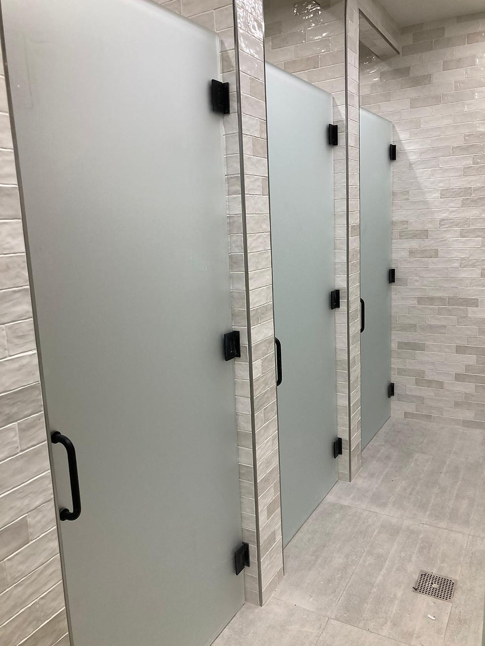 frosted-shower-door-in-boca-raton-fl