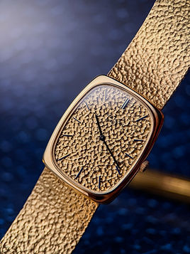 Luxury and vintage watch store
