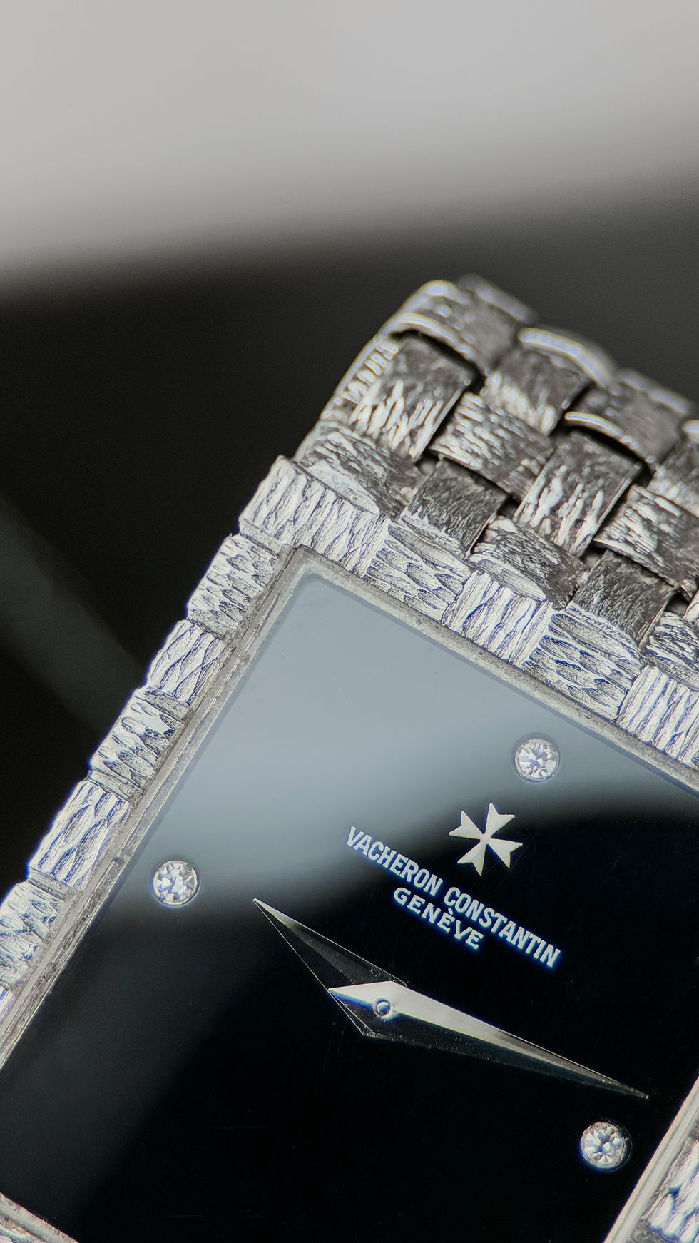 Thumbnail: Vacheron Constantin 33030 onyx dial
