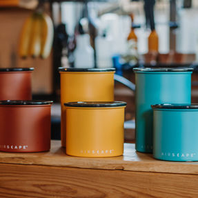 boîtes de conservation pour le café