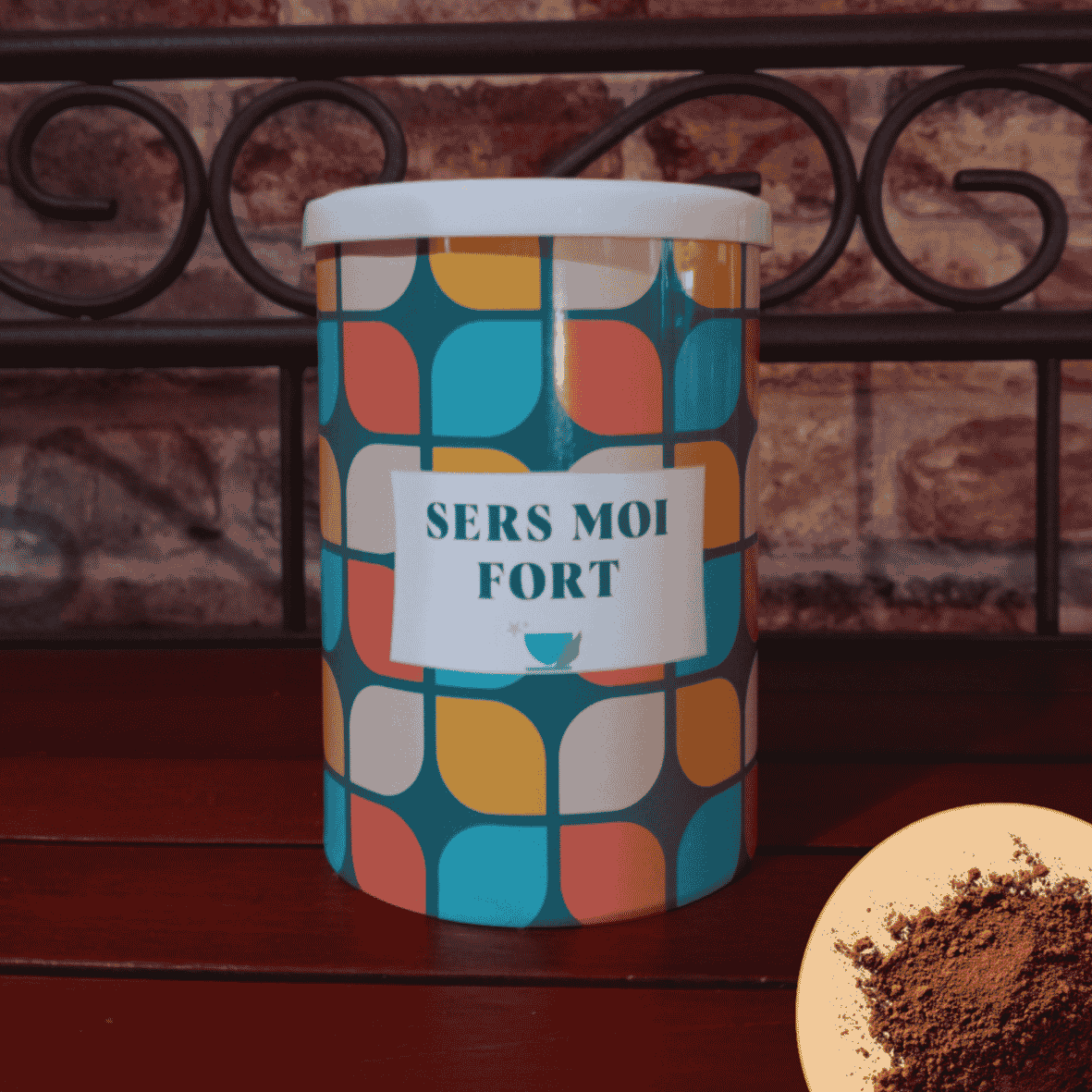 Boîte de café moulu - sers moi fort