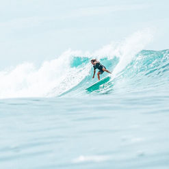 surf-trip-in-playa-garza-nosara-costa-rica-viberts-secret-spot-01