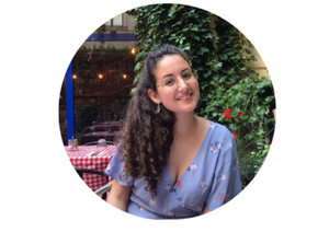 Olah Chantelle Leiderman sitting outside a restaurant