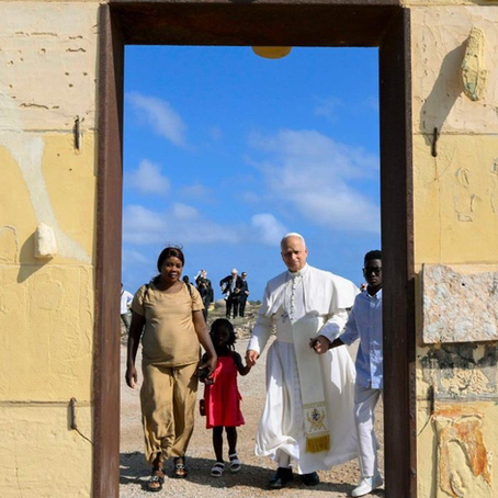 Il Papa: i morti in mare vittime di decisioni mancate